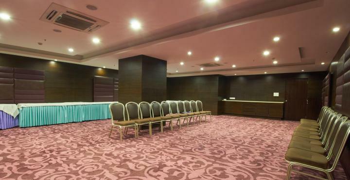 Minerva Grand Kondapur Hotel Hyderabad Ngoại thất bức ảnh